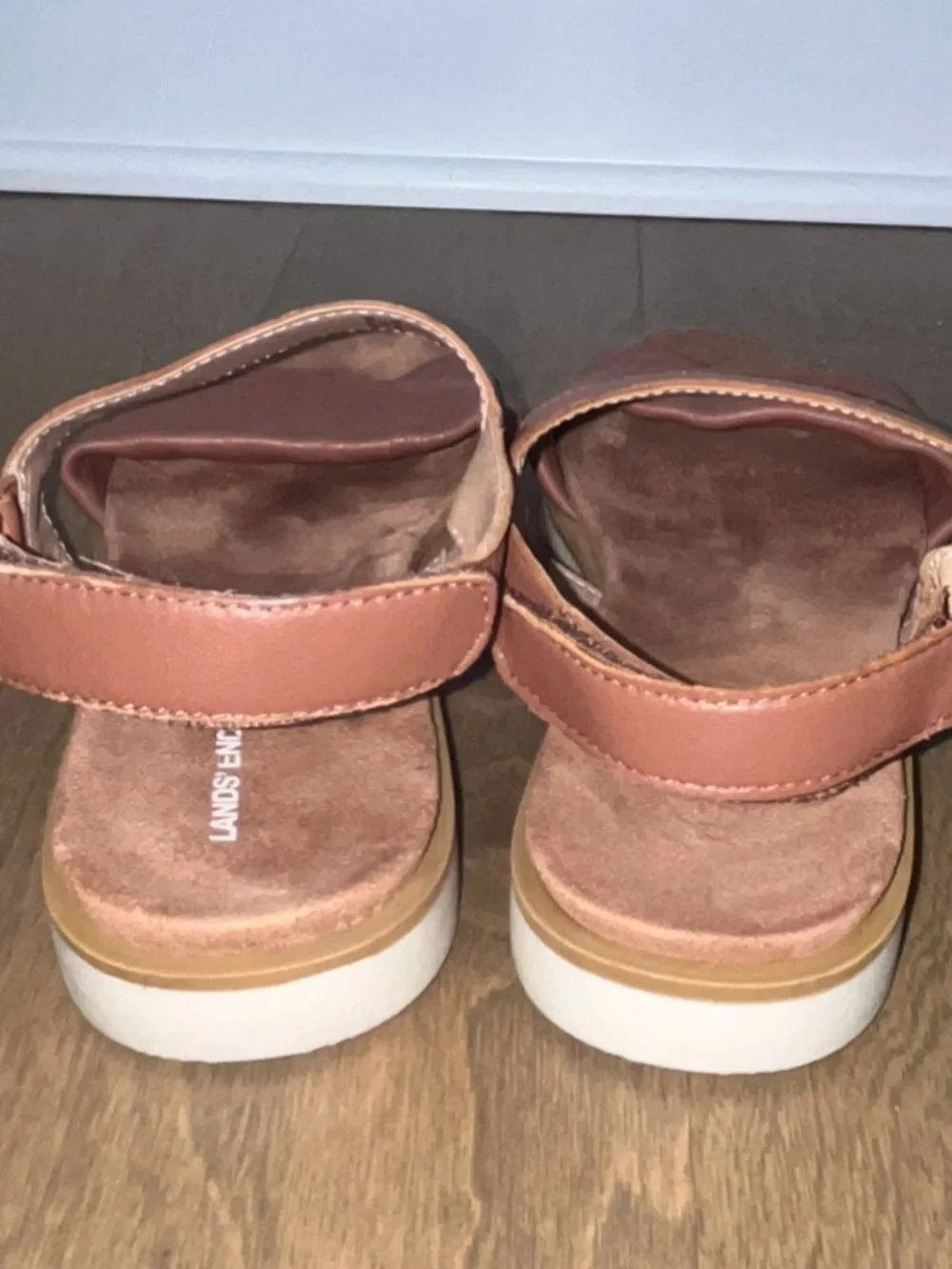 Lands End Womens 8 B Brown Comfort Sandals W/ Hook & Loop Strap